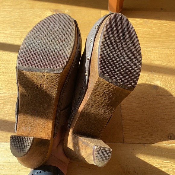 Women’s Sanita clogs - Picture 10 of 12